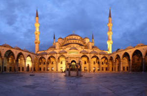 Blue_Mosque_Courtya#6D0EF35
