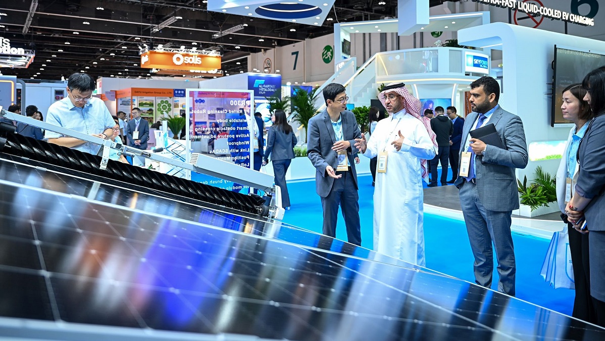 قمة طاقة المستقبل تناقش تحديات الطاقة الشمسية