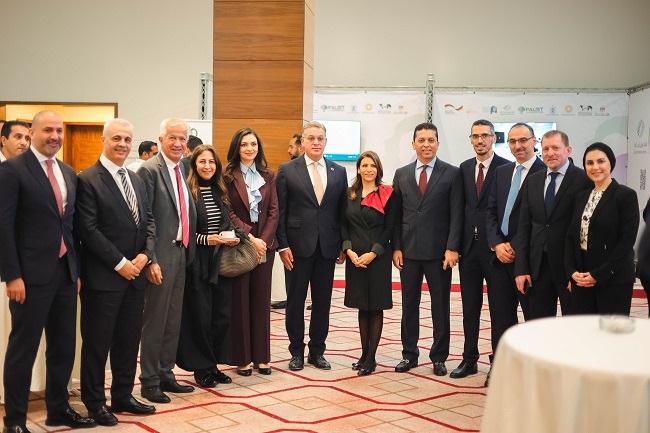 قمة المرأة والتكنولوجيا والتمويل 2025