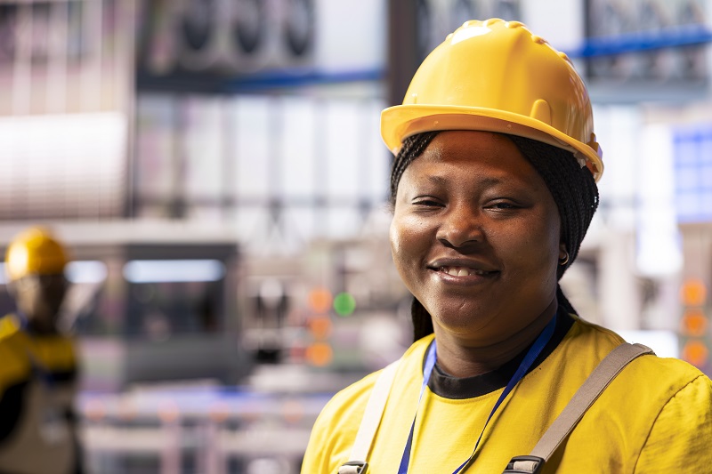 لماذا لا تزال النساء محرومات من المساواة الاقتصادية؟