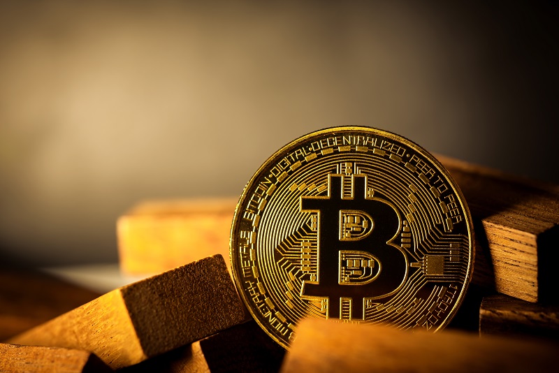 ارتفاع البيتكوين بدعم من تباطؤ التضخم
