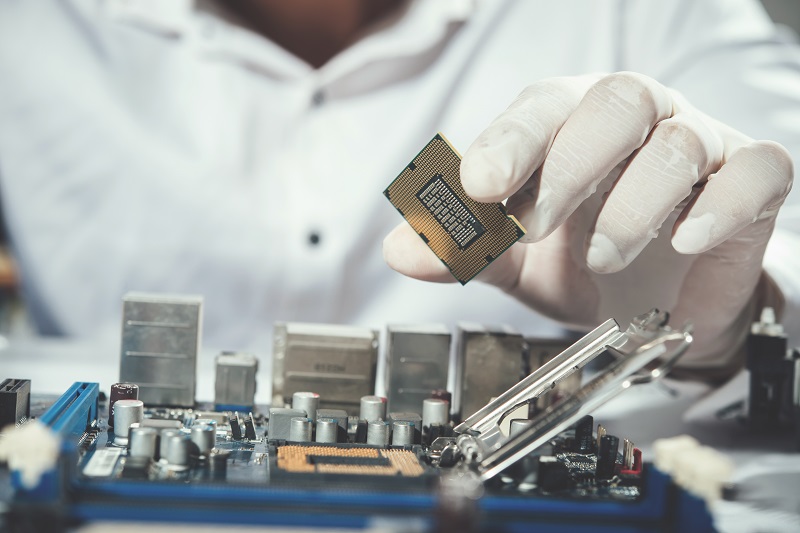 The Companies Leading the AI Semiconductor Vendor Race