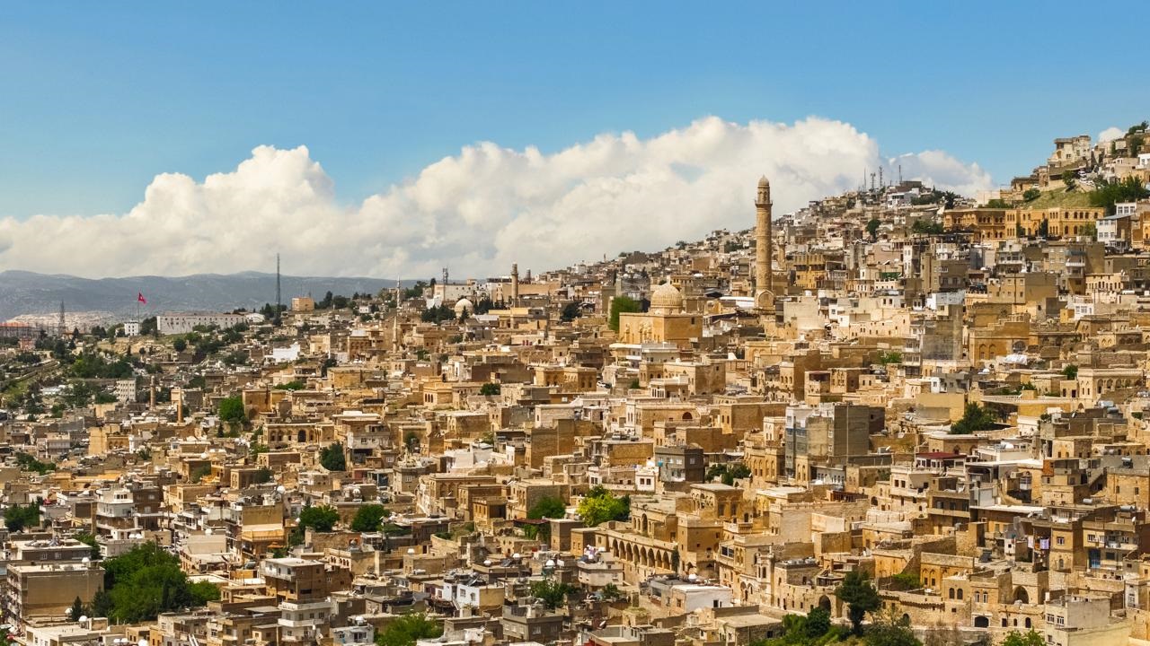 ما بين ماردين وفلسطين ..العمارة الخالدة واقتصاد السياحة