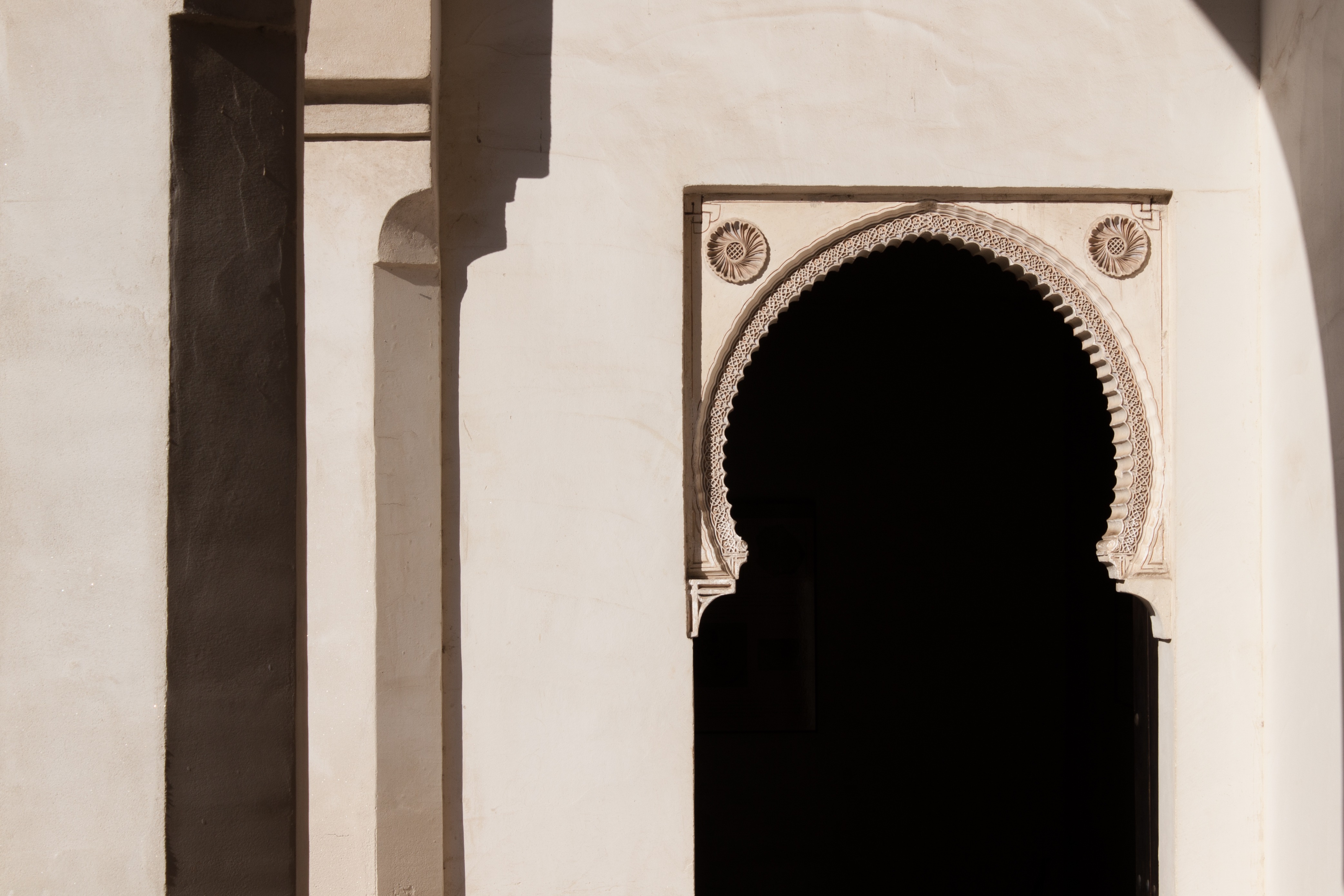 تحديات التعليم في التمويل الإسلامي المعرفة بالتمويل الإسلامي ضرورة أم ترف؟