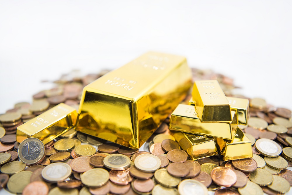 الذهب يتأرجح بين ضغوط قصيرة وآفاق طويلة