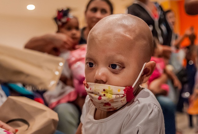 في الاوسط في لمساعدة بالسرطان 2019 ما الاطفال عام المصابين فعالية الشرق الخيريه هي ان شي في عام